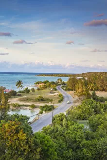 Images Dated 12th July 2016: Cuba, Holguin, Playa Guardalvaca, Coastal road at Playa Guardalvaca