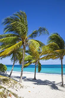 Images Dated 12th July 2016: Cuba, Holguin Province, Playa Esmeralda