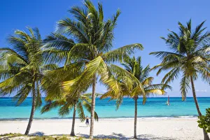 Images Dated 12th July 2016: Cuba, Holguin Province, Playa Esmeralda