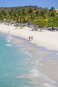 Images Dated 12th July 2016: Cuba, Holguin Province, View of Playa Esmeralda and Hotel Sol Raio De Luna y Mares