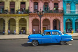 Automobiles Prints: Cuba, La Habana Vieja (Old Havana), Paseo de Marti, classic 1950s American Cars