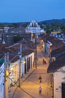 Images Dated 12th July 2016: Cuba, Sancti Spiritus, Sancti Spiritus, View of Calle Independencia and Iglesia Jesus