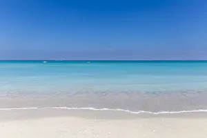 Images Dated 7th January 2016: Cuba, Varadero, Varadero beach