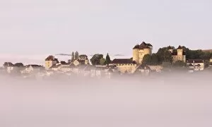 Images Dated 4th October 2017: Curemonte labelled l un des plus beaux villages de France (most beautiful villages