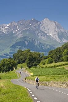 Cyclists Prints: Cyclists, Grange sous la neige, Midi-Pyrenees, France
