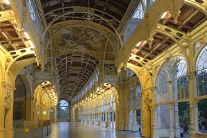 Images Dated 28th April 2011: Czech Republic, Marianske Lazne, Colonnade Cast Iron arcade (Kolonada)