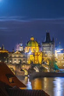 Czech Republic, Prague, Charles Bridge, Karluv Most over River Vlatava