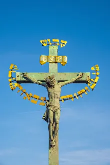 Images Dated 29th November 2018: Czech Republic, Prague, Charles Bridge, Karluv Most over River Vlatava, The Crucifix