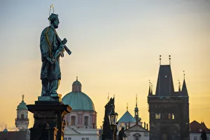 Images Dated 29th November 2018: Czech Republic, Prague, Charles Bridge, Karluv Most over River Vlatava