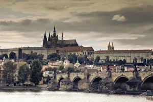 Czech Republic, Prague, Stare Mesto (Old Town), Charles Bridge, Hradcany Castle and St
