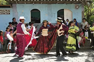 Images Dated 2nd May 2012: Dancing at the Fiesta, Catarina, Nicaragua, Central America