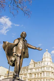 Prime Minister Prints: David Lloyd George statue, Parliament Square, London, England