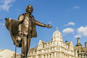 Images Dated 31st March 2020: David Lloyd George statue, Parliament Square, London, England