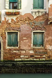 Decay Prints: Decaying building in Venice, Veneto, Italy