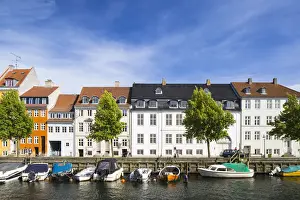 Kobenhavn Prints: Denmark, Hillerod, Copenhagen. Traditional buildings on Christianshavn