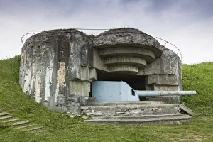 Denmark, Jutland, Frederikshavn, Bangsbo Fort, WW2-era former German artillery gun