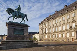 Denmark, Zealand, Copenhagen, Christianborg Palace, exterior, morning