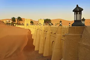 Images Dated 13th January 2015: Desert luxury hotel Anantara Qasr Al Sarab in the Empty Quarter desert Rub Al Khali