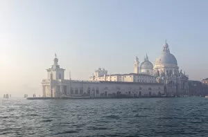 Accademia Bridge Gallery: Dgana da Mar and Basilica di Santa Maria della Salute, Grand Canal, Venice, Italy