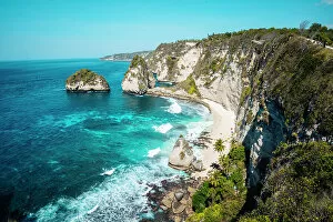 Images Dated 28th February 2023: Diamond beach from above, Nusa Penida, Bali, Indonesia