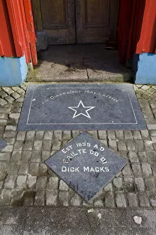 Images Dated 11th May 2009: Dick Macks, Dingle, Dingle Peninsula, County Kerry, Munster, Republic of Ireland