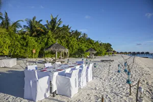 Dining on the beachAnantara Dhigu resort, South Male Atoll, Maldives Dining on the beachAnantara Dhigu resort, South Male Atoll, Maldives