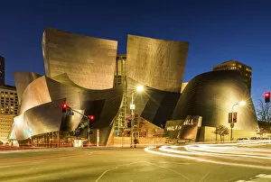 Images Dated 17th April 2018: Disney Concert Hall at Night, Los Angeles, California, USA