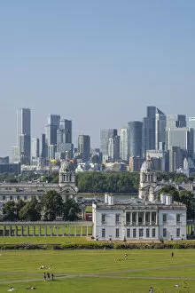 Images Dated 8th September 2021: Docklands skyline from Greenwich park, Greenwich, London, England, UK