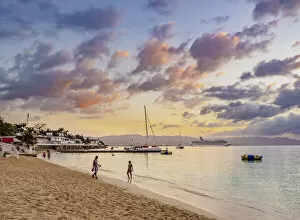 Images Dated 29th June 2020: Doctors Cave Beach at sunset, Montego Bay, Saint James Parish, Jamaica