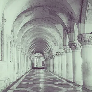 Images Dated 13th May 2021: Doges Palace, Piazza San Marco (St. Marks Square), Venice, Veneto