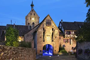 Images Dated 26th November 2021: Dolder Tower, Riquewhir, Alsace, Alsatian Wine Route, Haut-Rhin, France