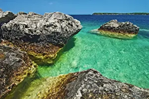 Provinces Prints: dolomite on shore of Georgian Bay at Big Tub Harbour Bruce Peninsula National Park