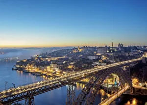Dom Luis I Bridge at dusk, elevated view, Porto, Portugal