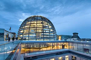 Images Dated 29th April 2016: Dome, Reichstag, Berlin, Germany