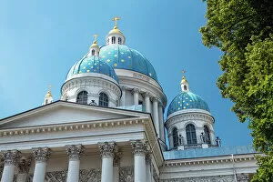 Images Dated 5th October 2022: Domes of the Trinity Cathedral (Troitsky sobor), Russian Orthodox church built between 1828