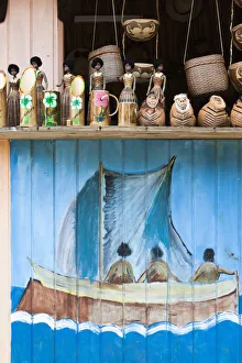 Dominica, Salybia, craft shop