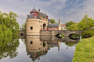 Brugge Gallery: Donkeys Gate at Ezelpoort, Bruges, Belgium