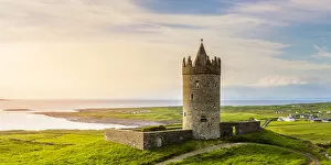Images Dated 20th June 2016: Doolin castle, County Clare, Munster province, Ireland, Europe. Panoramic view at sunset