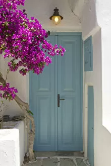 Images Dated 3rd July 2015: Door in Folegandros, Cyclades, Greece