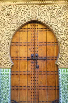 Images Dated 24th December 2013: Door to Mosque, Fez, Morocco, North Africa
