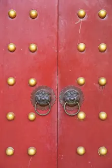 Oriental Flavour Prints: Door at Mu Family Mansion, Lijiang (UNESCO World Heritage Site), Yunnan, China