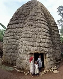 Images Dated 5th February 2009: The Dorze people living in highlands west of the Abyssinian
