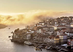 Images Dated 28th September 2017: Douro River and Cityscape of Porto at sunset, elevated view, Portugal