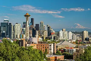 Business Collection: Downtown skyline with the iconic Space Needle, Seattle, Washington, USA