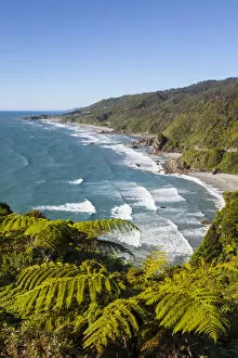 Images Dated 31st March 2014: Dramatic coastal landscape, Punakaiki, West Coast, South Island, New Zealand