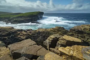 Images Dated 11th August 2020: Dramatic coastal scenery at Yesnaby on the wild west coast of Mainland, Orkney Islands