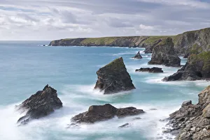 Dramatic Cornish coastline at Bedruthan Steps, Cornwall, England. Spring (May) 2015 Dramatic Cornish coastline at Bedruthan Steps, Cornwall, England. Spring (May) 2015