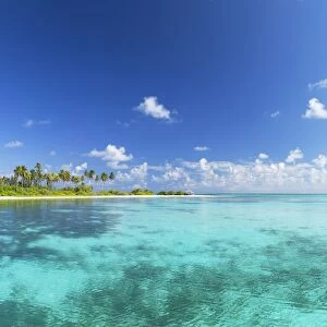 South Asian Collection: Dream Island of Olhuveli Beach and Spa Resort, South Male Atoll, Kaafu Atoll, Maldives