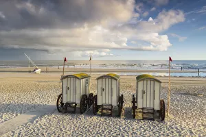 Dressing wagon at the bathing beach Weisze Dune, Norderney Island, East Frisian Islands, North Sea, Lower Saxony, Germany, Europe
