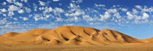 Sand Desert Collection: Dune landscape in Namib - Namibia, Hardap, Dorob National Park - Namib, Dorob